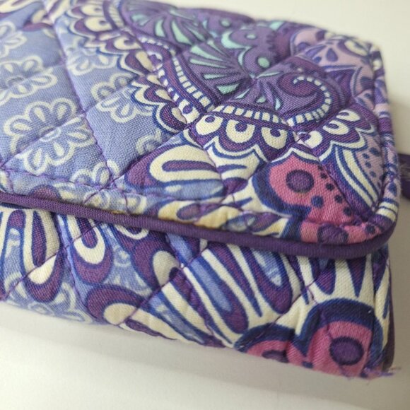 Vera Bradley Lilac Tapestry Purple Paisley Pattern Wallet Clutch Magnetic Trifol - Picture 5 of 8